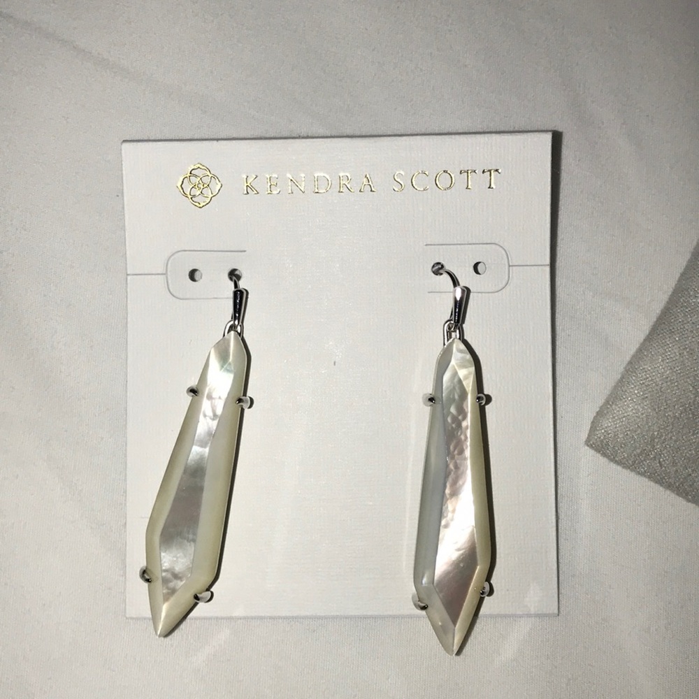 Brand new Kendra Scott earrings